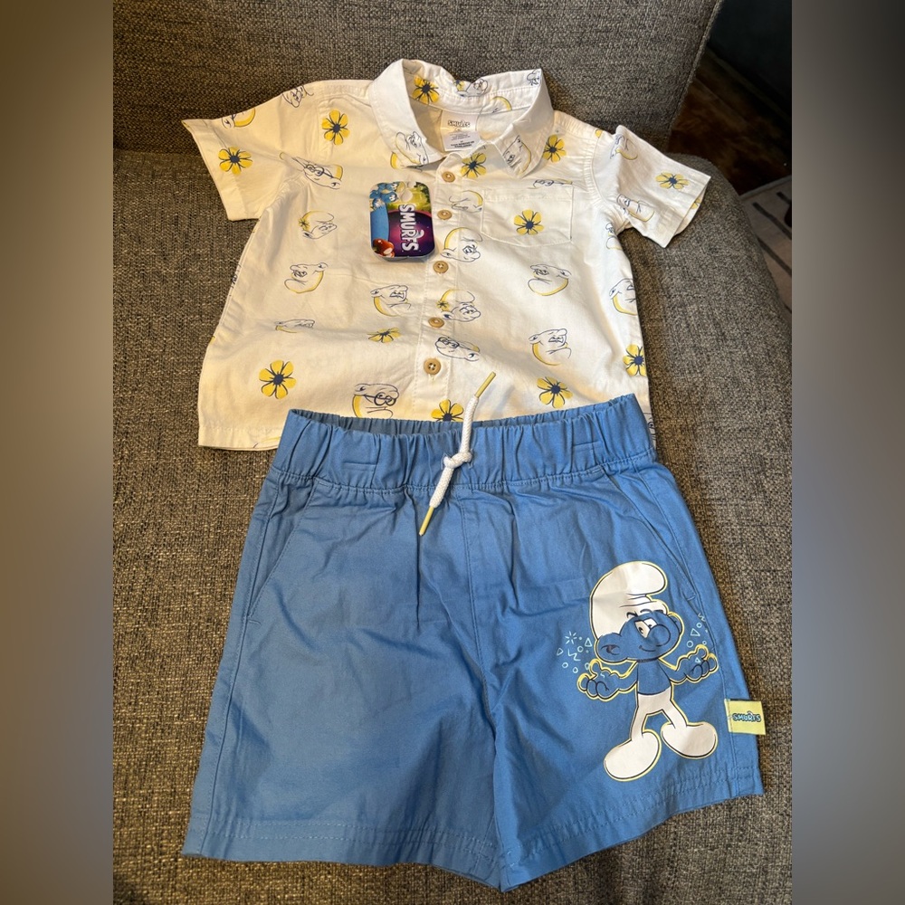 Smurfs Kids Shirt and Shorts Set. NWT